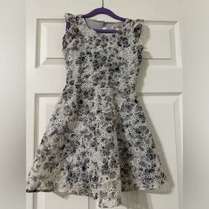Spring/summer girl’s party dress. Size 7.
